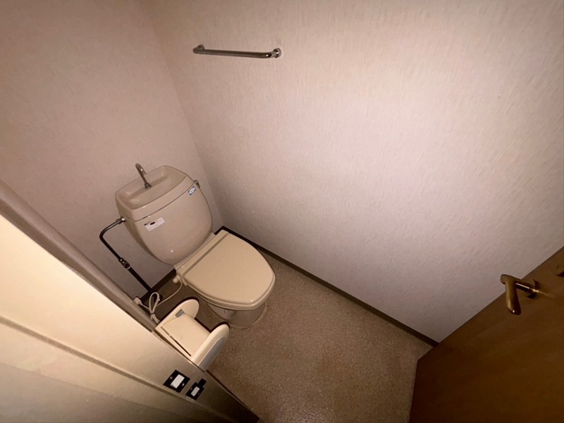 トイレ　別部屋参考