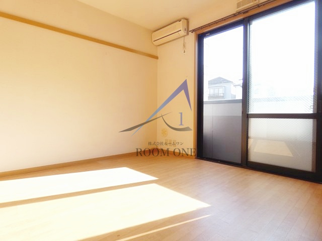 居室・リビング　洋室のお部屋です。