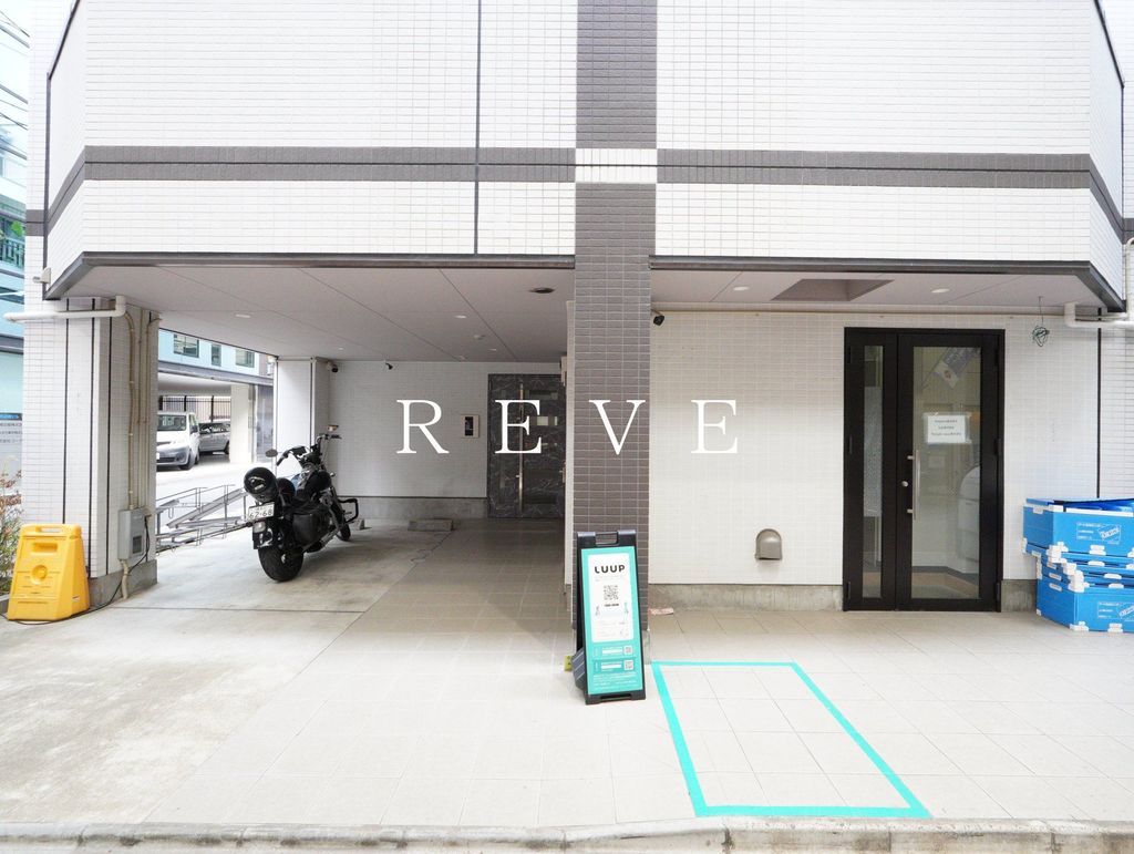 建物外観　エントランス