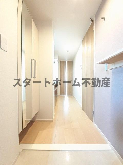 玄関　明るい玄関です