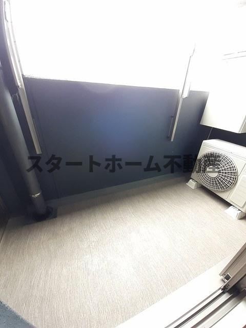 バルコニー　お洗濯にも便利なバルコニー付き
