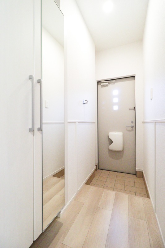 玄関　図面と現状に相違がある場合には現状を優先