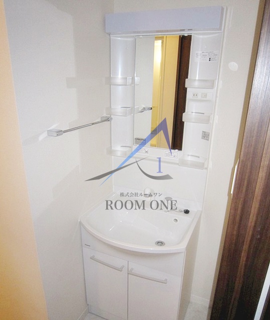 洗面設備　洗面台です。