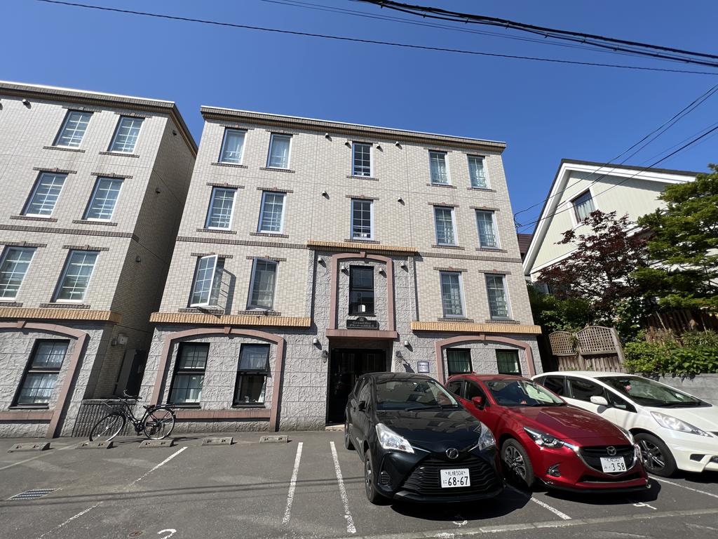 建物外観　ハウスメーカー施工のペット飼育可能な住宅です。