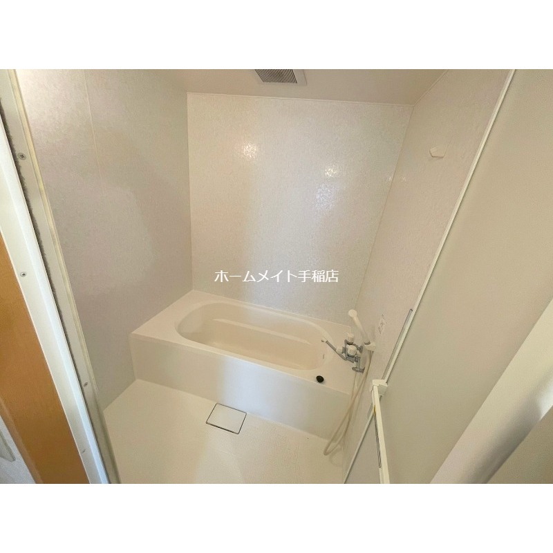 バス・シャワールーム　ゆったりバスルームです♪