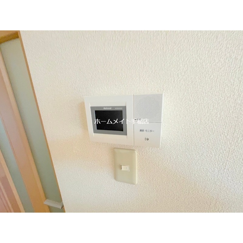 セキュリティ　ＴＶモニターフォン付きです！