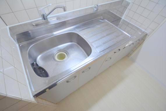 キッチン　あなたの好みに合わせたコンロを置いてくださいね。