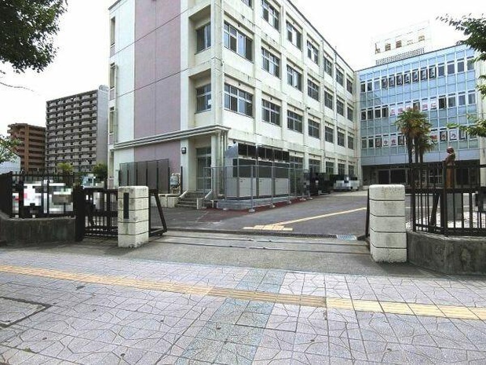 中学校　仙台市立愛宕中学校（中学校）まで1000m