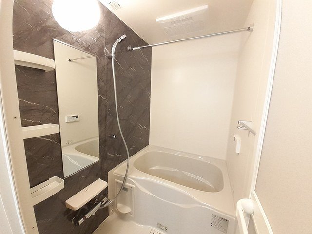 バス・シャワールーム　日々の暮らしに欠かせないお風呂です