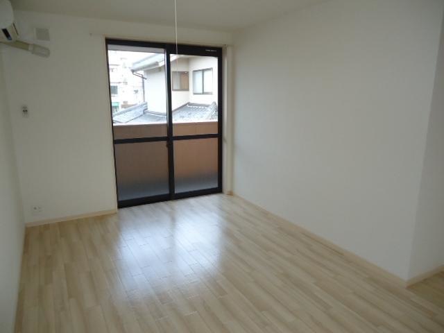 その他　写真は反転のお部屋です