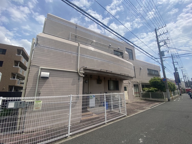 幼稚園・保育園　千鳥保育園（幼稚園・保育園）まで553m