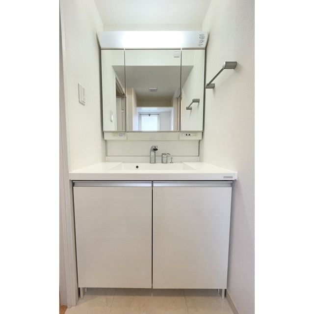 洗面設備　ハイツ川原　荒川区東日暮里5