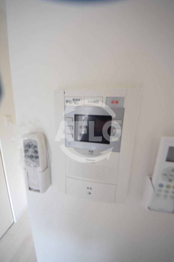 セキュリティ　Luxe難波WEST(ラグゼ難波ウエスト)　TVモニター付き