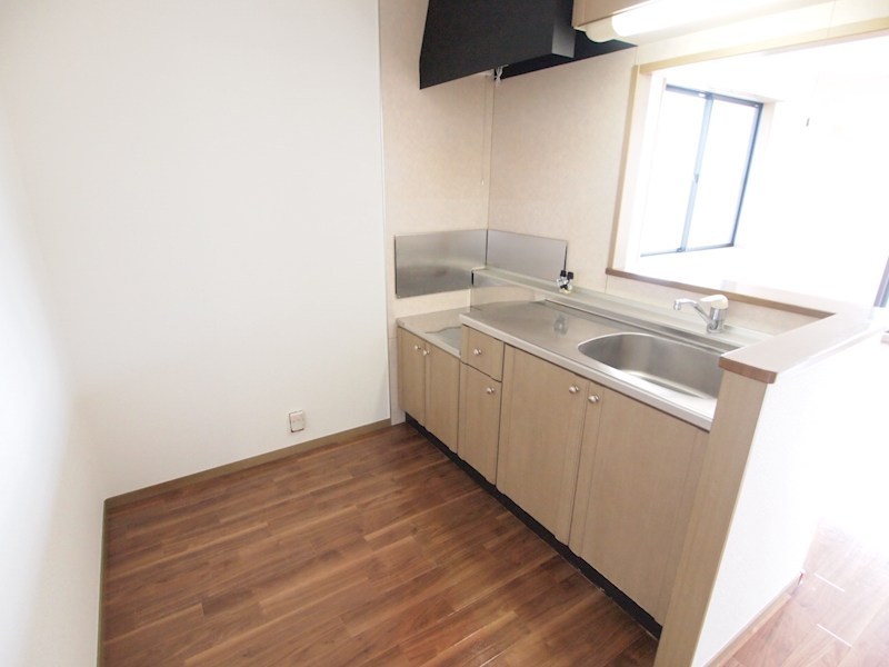 キッチン　※別号室写真の為、現況優先