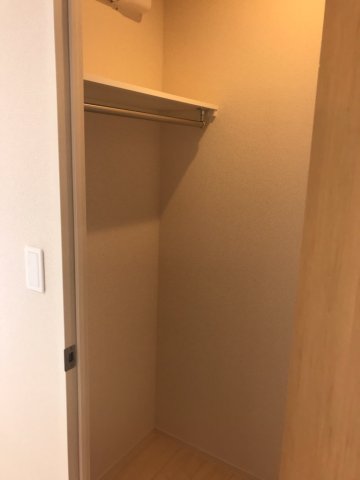 その他部屋・スペース　ウォークインタイプのクローゼット完備です！