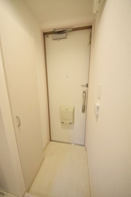 玄関　シューズボックスございます