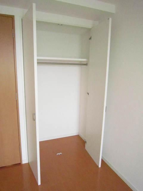 収納　クローゼット