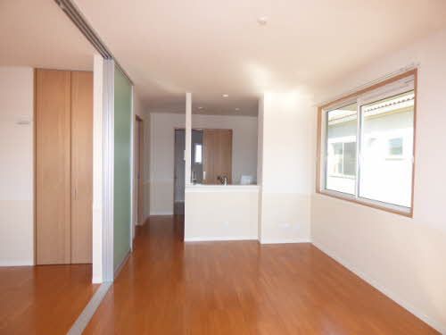 その他部屋・スペース　約１２畳あるＬＤＫです☆南向きなので日当たりも良いですよ☆