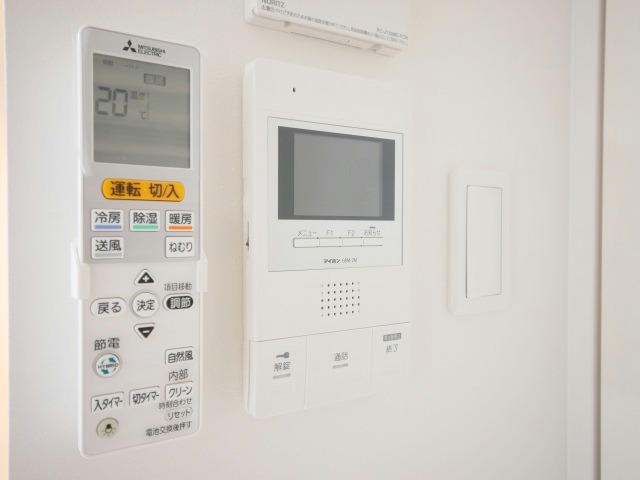 セキュリティ　モニター付きインターホンです♪