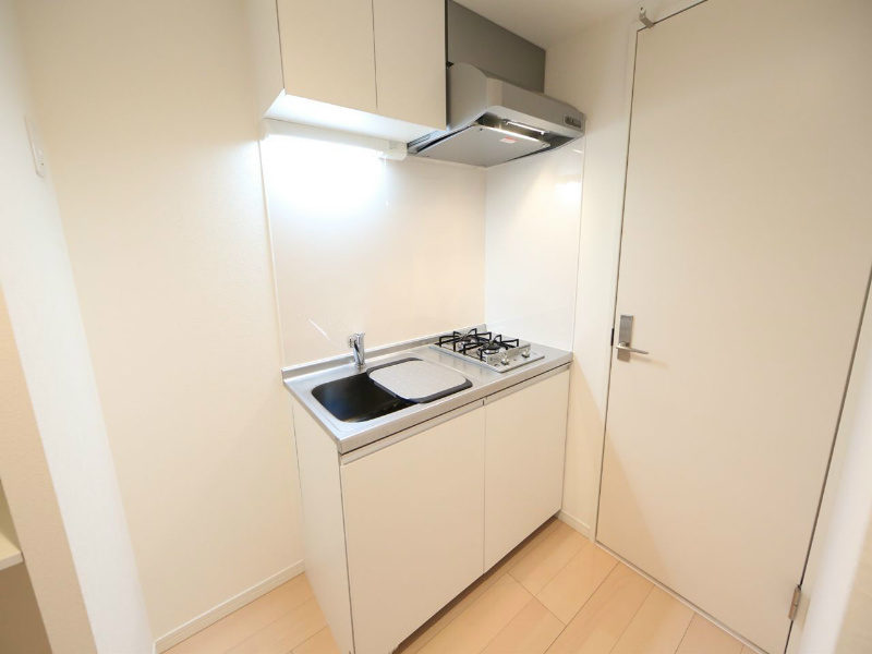 キッチン　システムキッチン（ガス2口コンロ付）