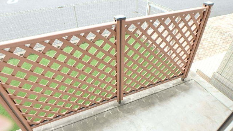 バルコニー　図面と現状に相違がある場合には現状を優先