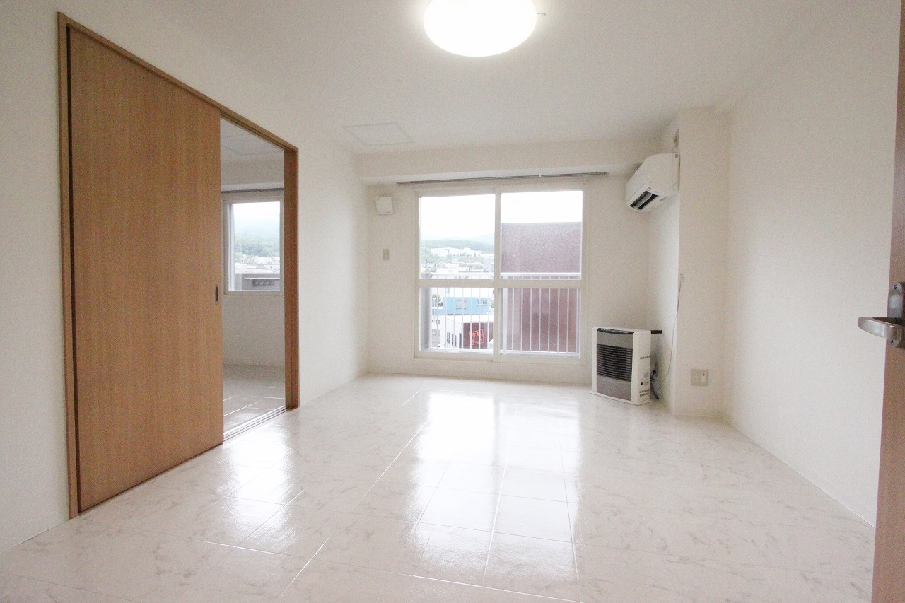 居室・リビング　※別号室参考画像