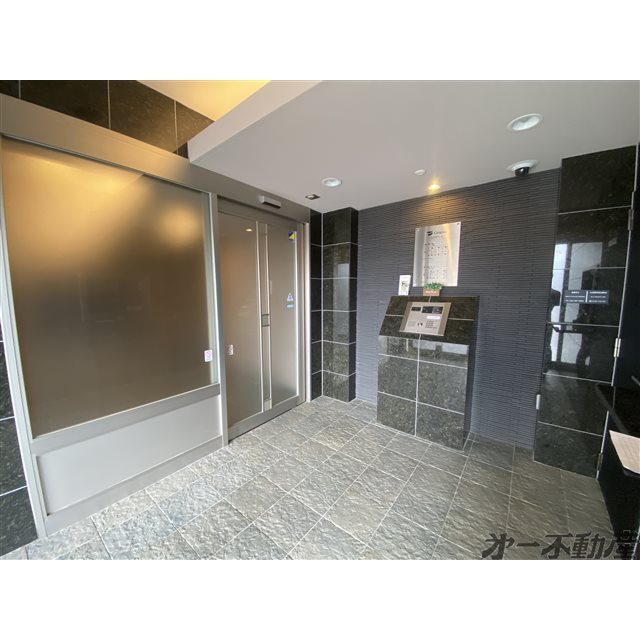 エントランス　エントランス