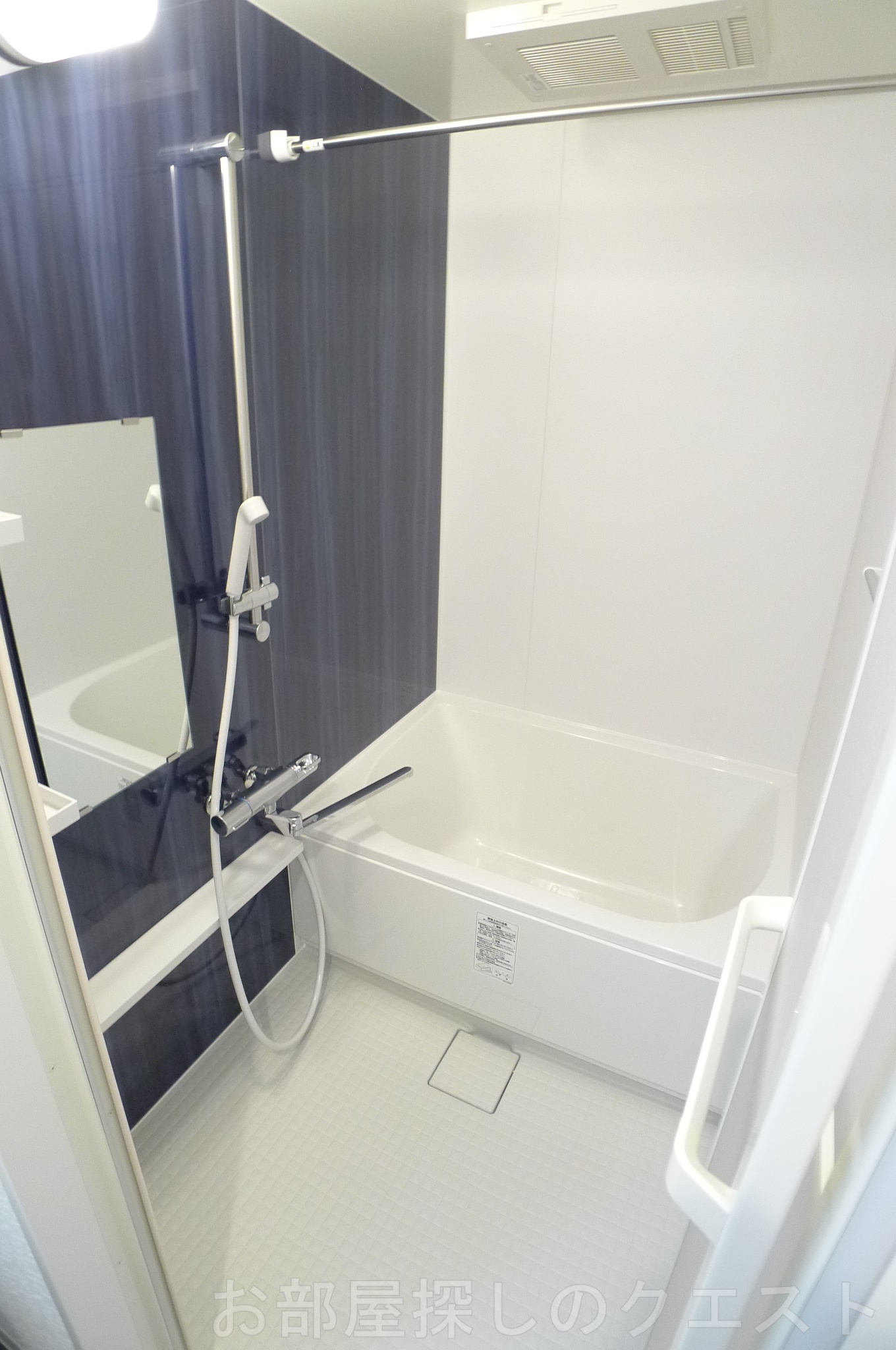 バス・シャワールーム　（写真は同タイプ）