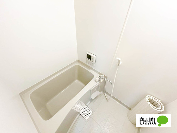 バス・シャワールーム　別室写真です
