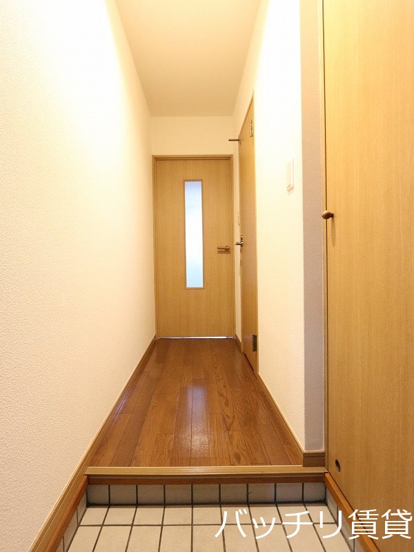 玄関　別号室イメージの為、現状を優先致します