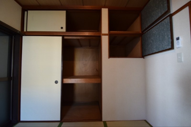 収納　別室参照