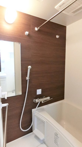 バス・シャワールーム　浴室