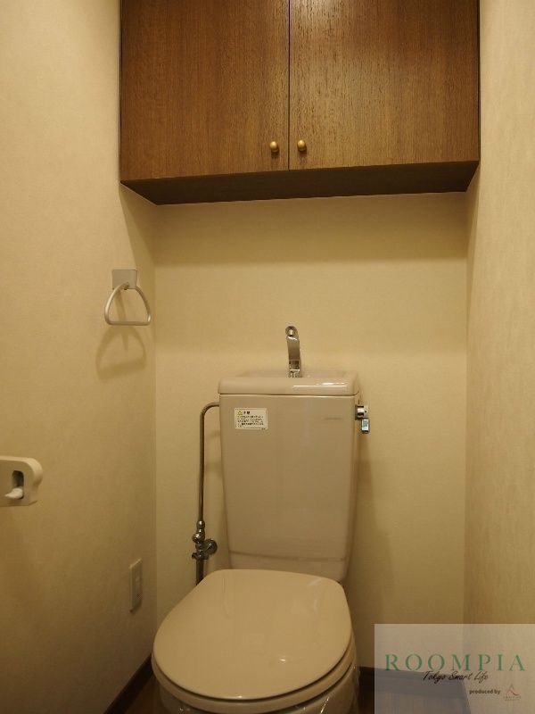 トイレ　※同タイプの別のお部屋です。