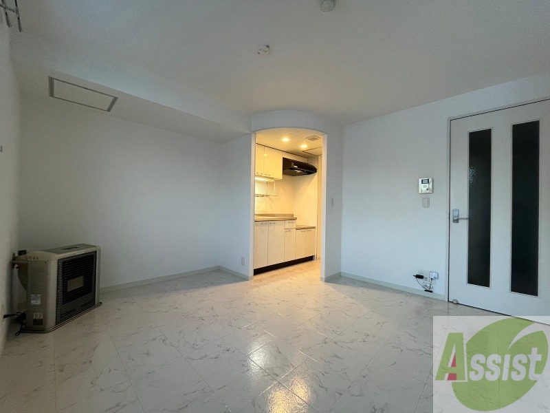 居室・リビング　広くてきれいなリビングです！快適に過ごせそうですね。