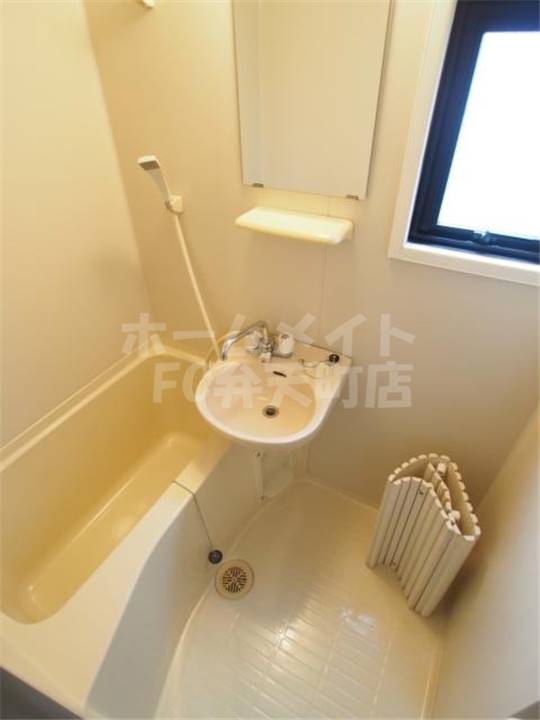 バス・シャワールーム　お風呂です