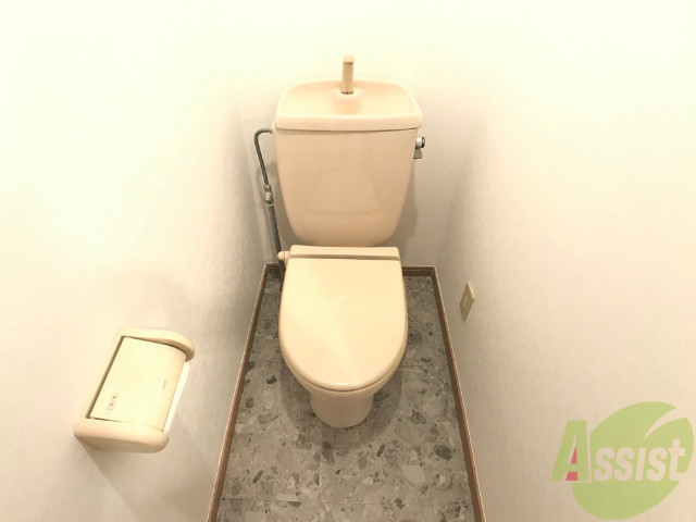 トイレ　トイレは個別になっているのでゆっくりと使えますね。