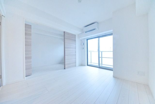 居室・リビング　★★ゆとりある広々したお部屋★★