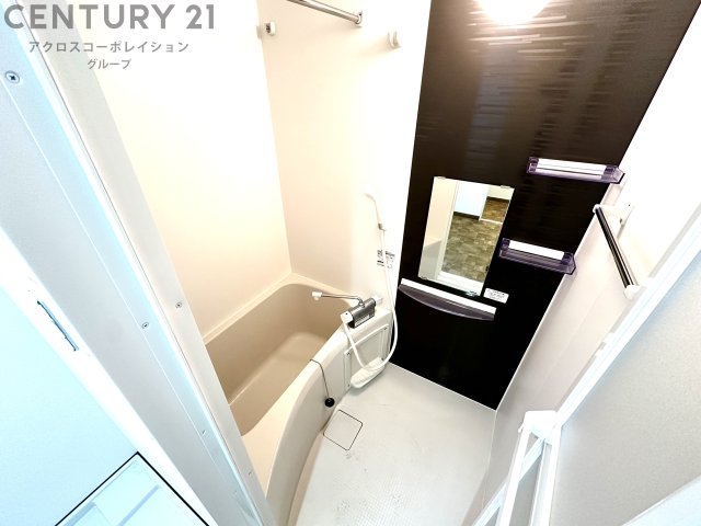 バス・シャワールーム　浴室乾燥機付きで便利です！