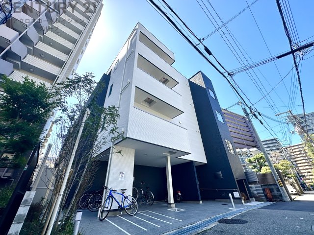 建物外観　安心のオートロック付き♪