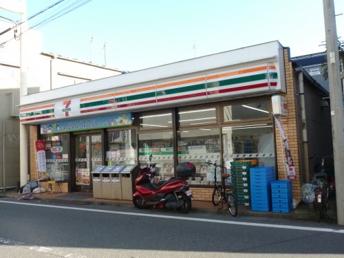 コンビニ　セブンイレブン 杉並日大二高店（コンビニ）まで282m