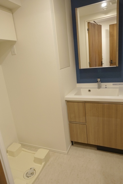 洗面設備　※写真は同タイプ住戸です。