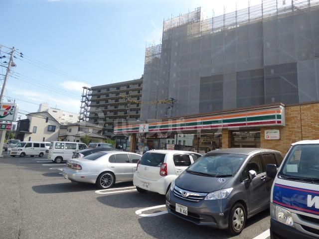 コンビニ　セブンイレブン船橋海神町南店（コンビニ）まで403m