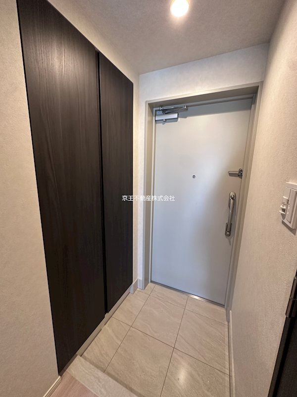 玄関　大容量シューズクローク付きの玄関