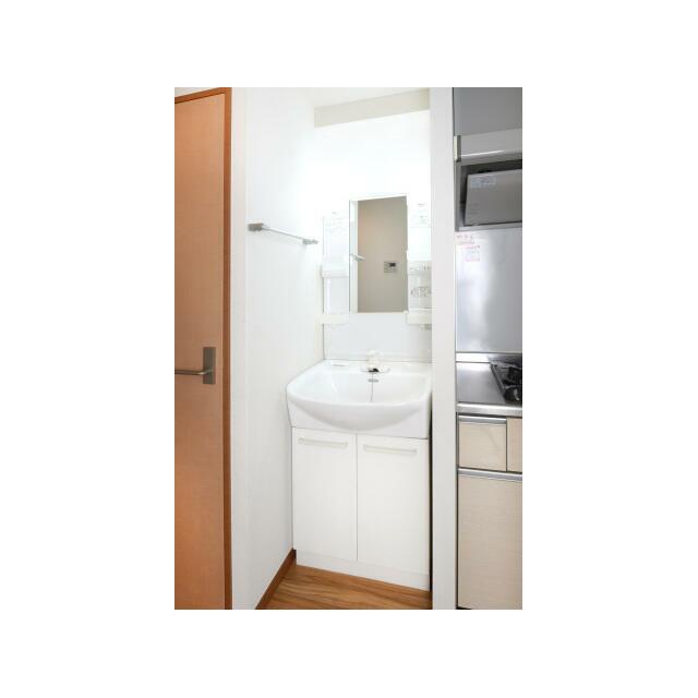 洗面設備　※同タイプ参考写真