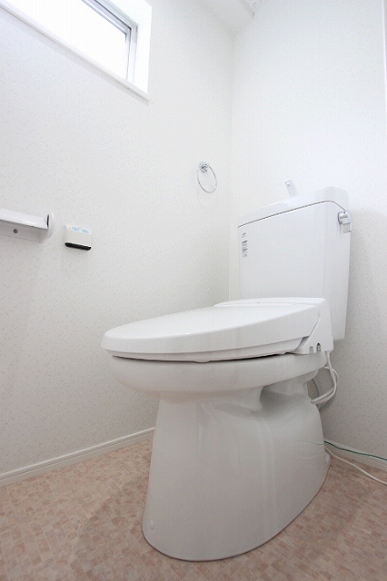 トイレ　同物件別号室