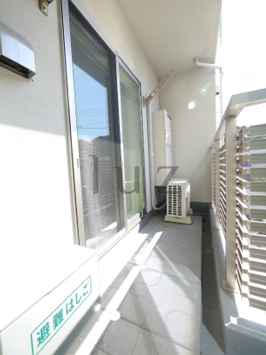 バルコニー　日当たり◎