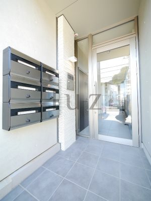 エントランス　管理の行き届いたエントランス。