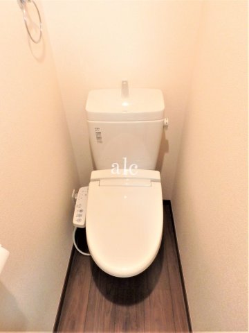 トイレ　同建物　別部屋