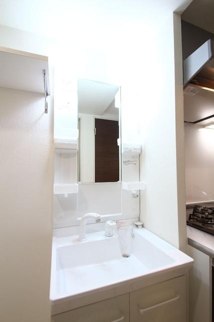 洗面設備　洗面所