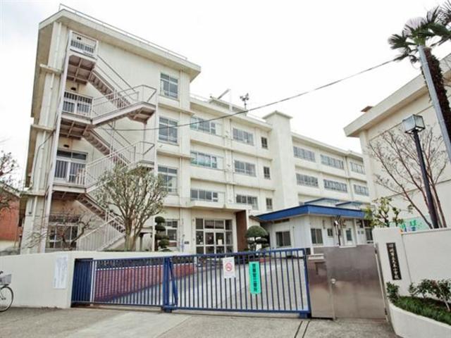 小学校　川崎市立久末小学校（小学校）まで1063m